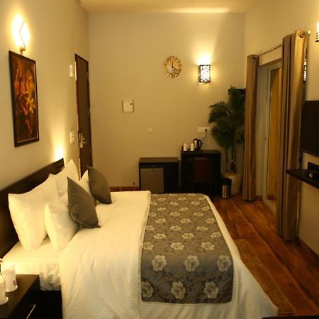 Anandam Clarks Inn Suites Вриндавана Экстерьер фото