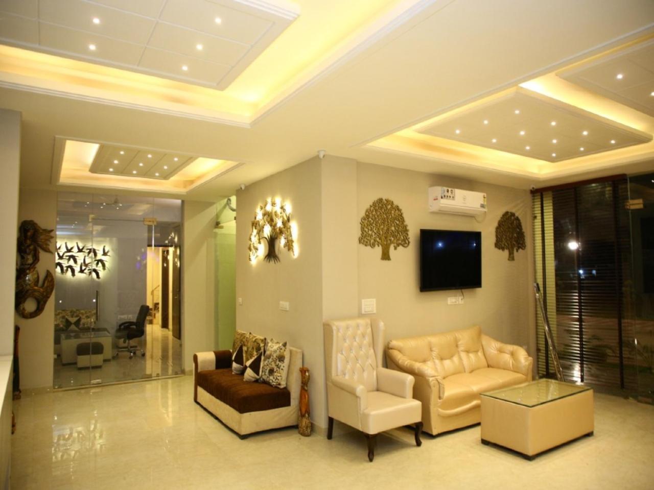Anandam Clarks Inn Suites Вриндавана Экстерьер фото