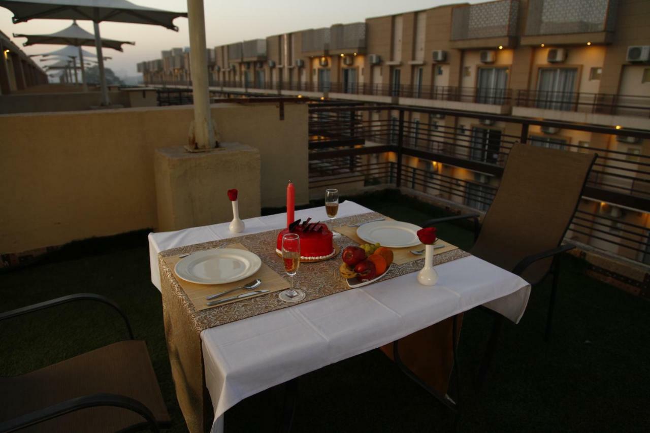 Anandam Clarks Inn Suites Вриндавана Экстерьер фото